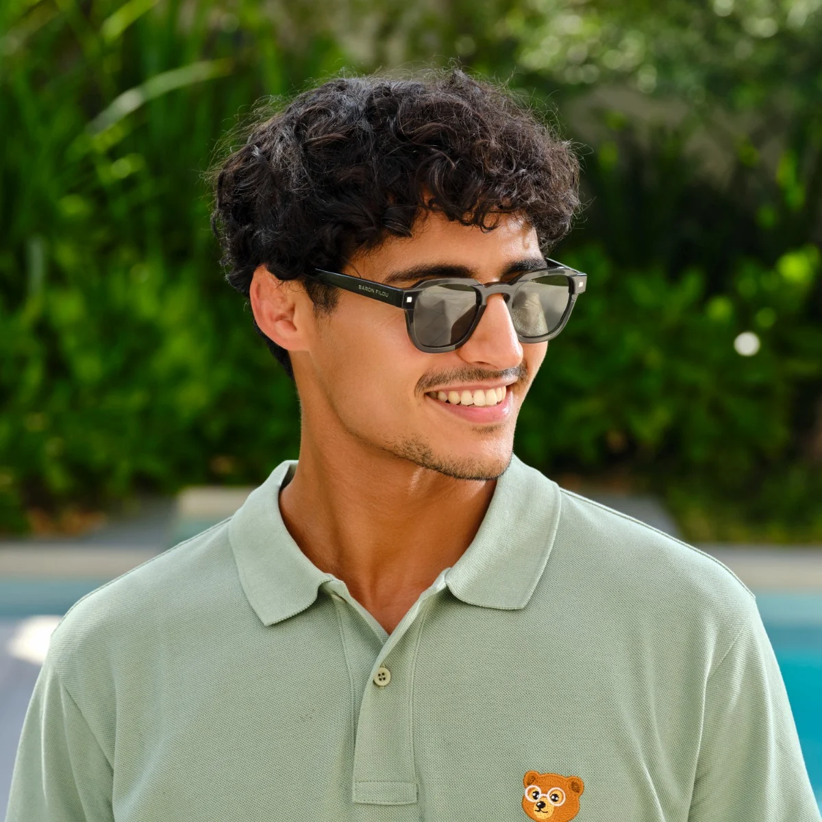 نظارات “فاشن هولوجرام